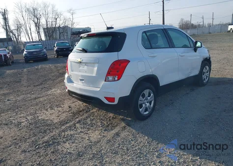 2018 Chevrolet Trax Ls z USA, uszkodzony, nr VIN KL7CJKSB9JB700056